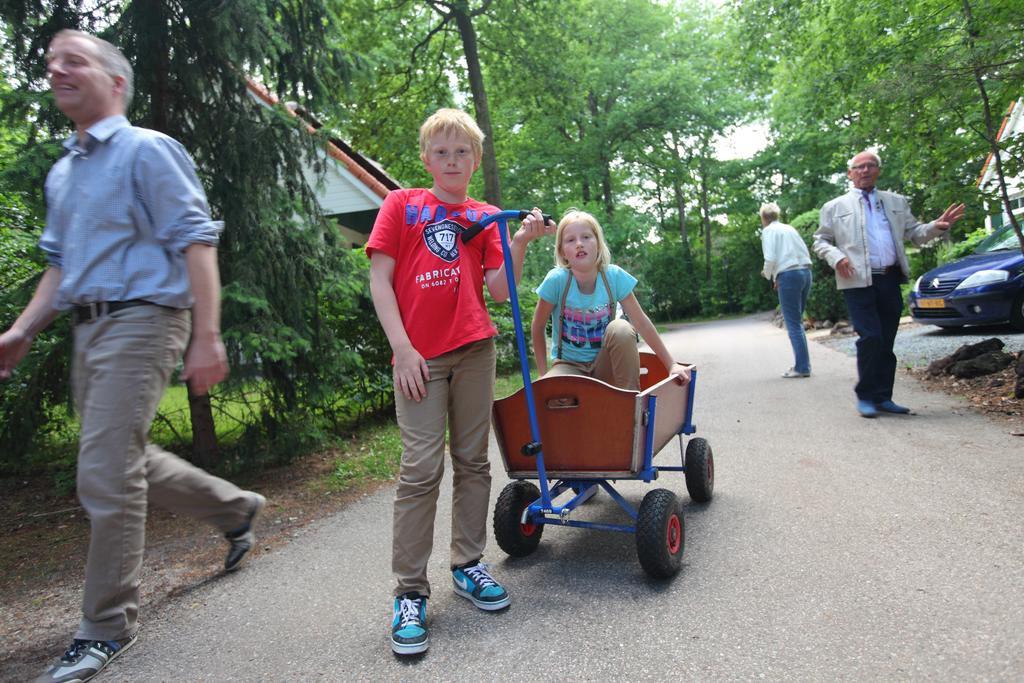فندق Rouveenفي  Natuurpark De Witte Bergen الغرفة الصورة